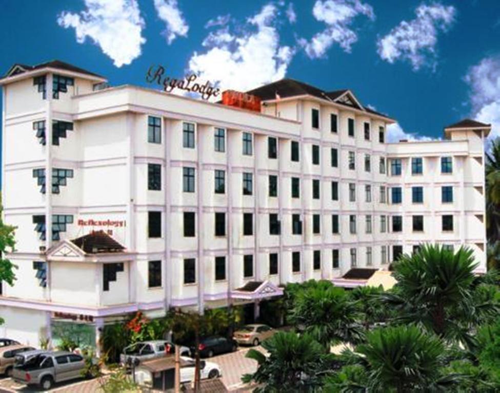 Regalodge Hotel Ipoh Exterior photo